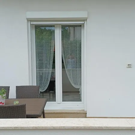 Adamovic * Lovrečica