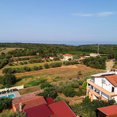 Adamovic Lovrečica