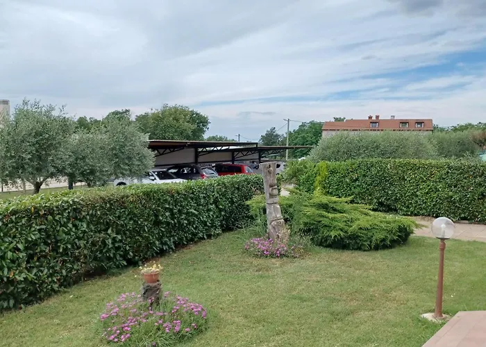 Adamovic Lovrecica (Istria)